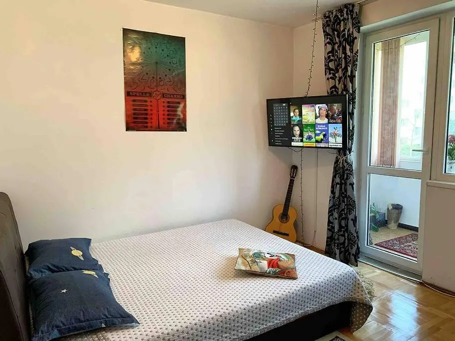Central Apartment Muncii Area Netflix Bukarest