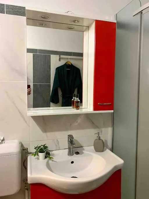 Central Apartment Muncii Area Netflix Bükreş Romanya